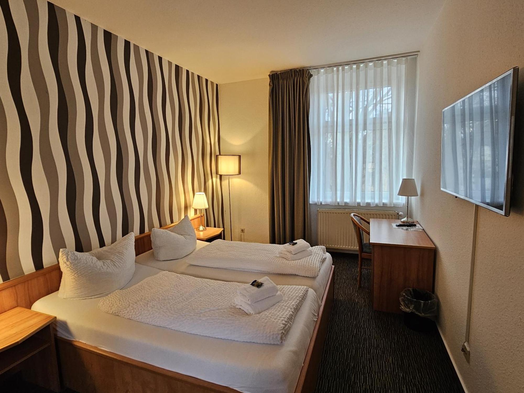 Parkhotel Senftenberg Zewnętrze zdjęcie